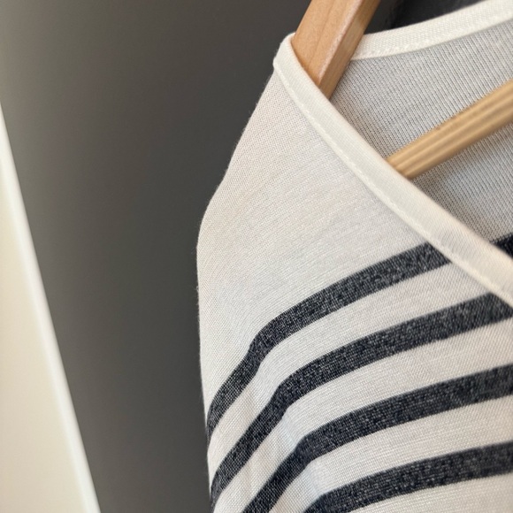 Vince NWOT S oversized tshirt dress slightly sheer Charcoal and Cream Striped - Picture 2 of 11